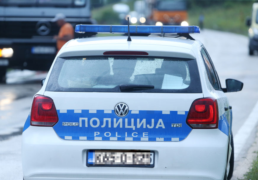 Oteli sugrađanina, pa ga brutalno pretukli